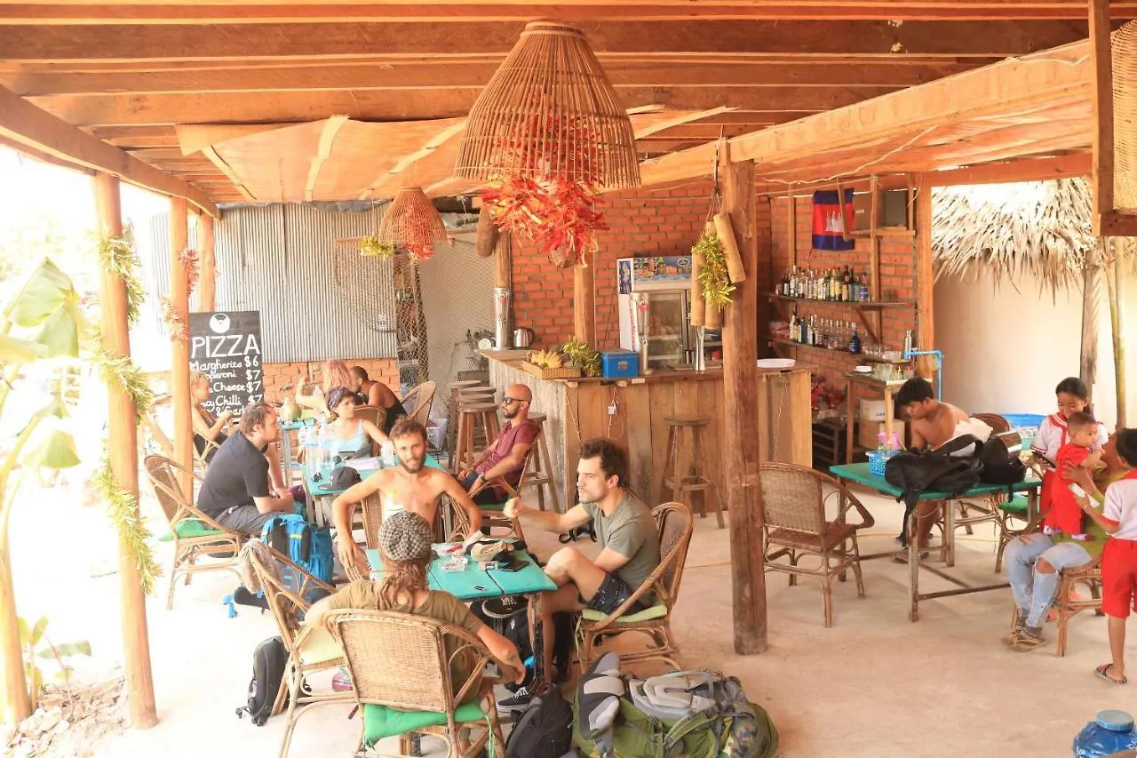 Banana Beach Bungalow & Restaurant Cambogia
